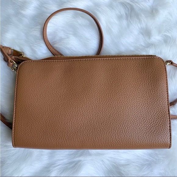 Tory Burch Robinson Pebbled Crossbody Like New Leather Tan Wallet Bag - Picture 6 of 9
